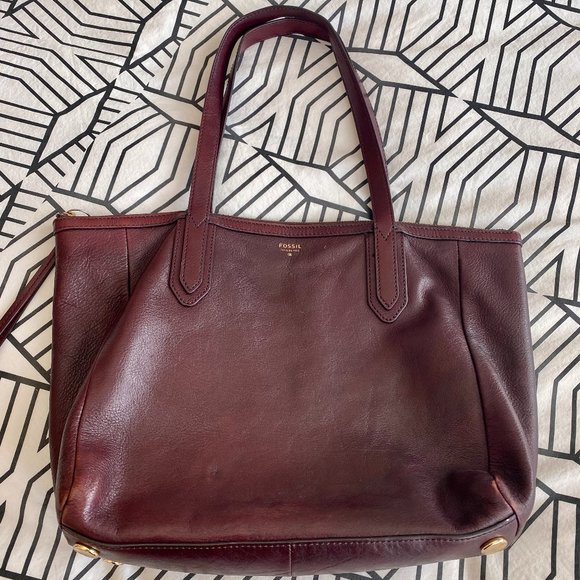 Fossil Red and Purple Leather Tote Bag with Spacious Design - Picture 2 of 5